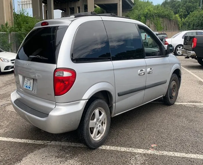 2005 Dodge Caravan