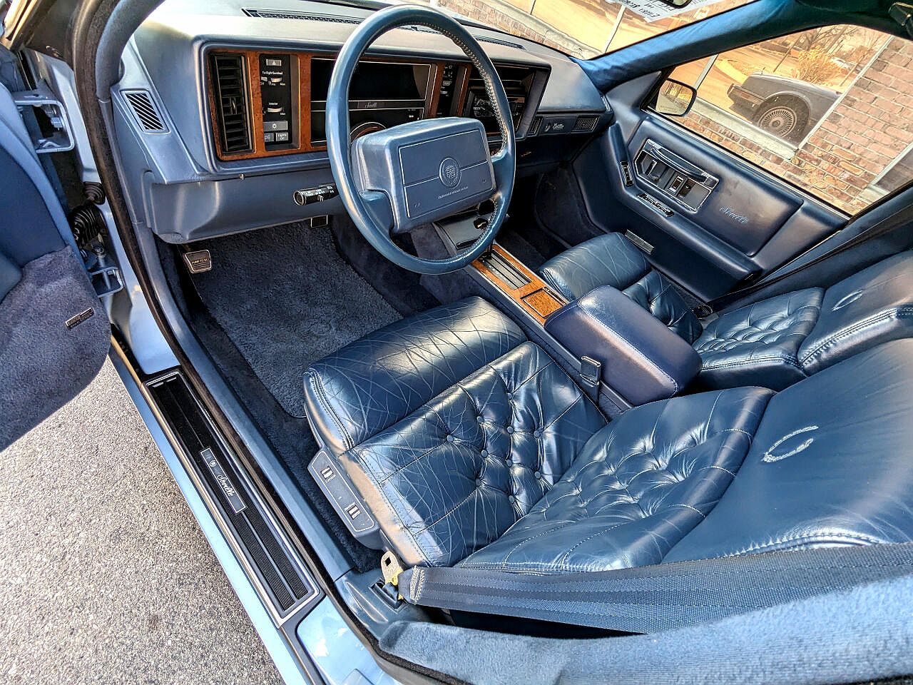 1991 Cadillac Seville null image 12