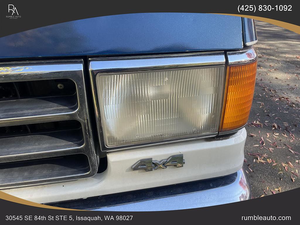 1990 Ford Bronco XLT image 32
