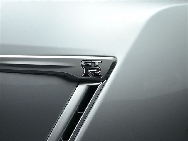 2021 Nissan GT-R Premium image 49