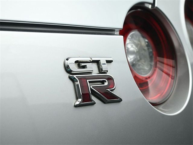 2021 Nissan GT-R Premium image 54