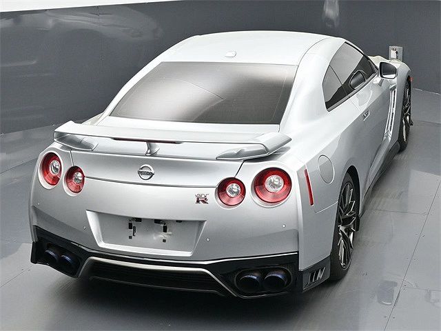 2021 Nissan GT-R Premium image 64
