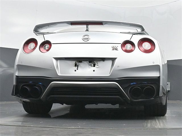 2021 Nissan GT-R Premium image 71