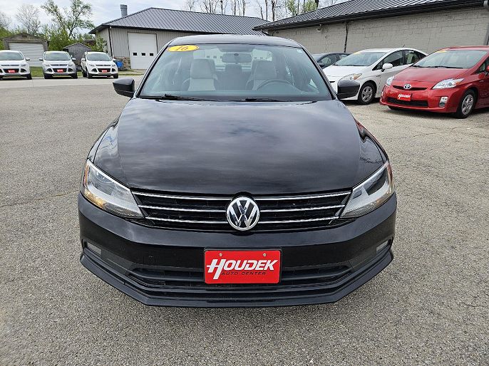 2016 Volkswagen Jetta