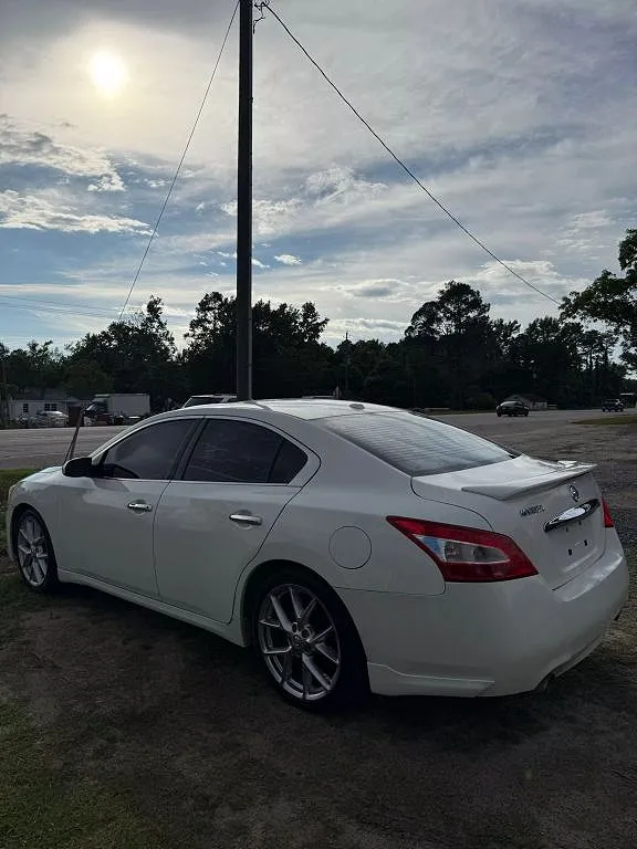 2010 Nissan Maxima