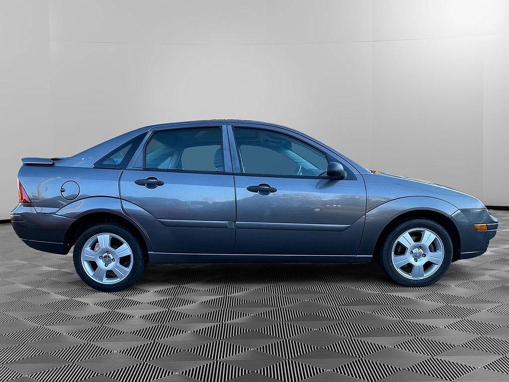 2007 Ford Focus SES image 5