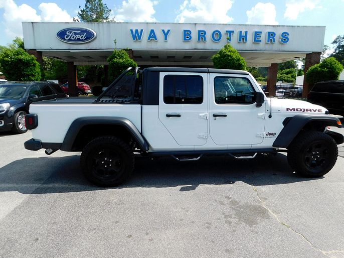 2023 Jeep Gladiator