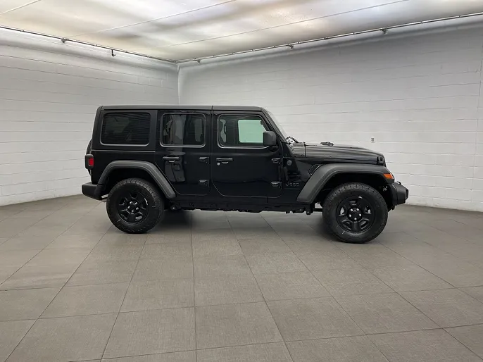 2025 Jeep Wrangler