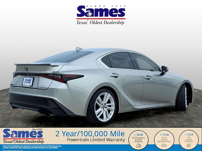 2022 Lexus IS