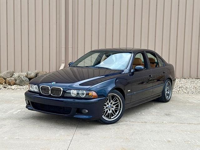 2002 BMW M5 null image 0
