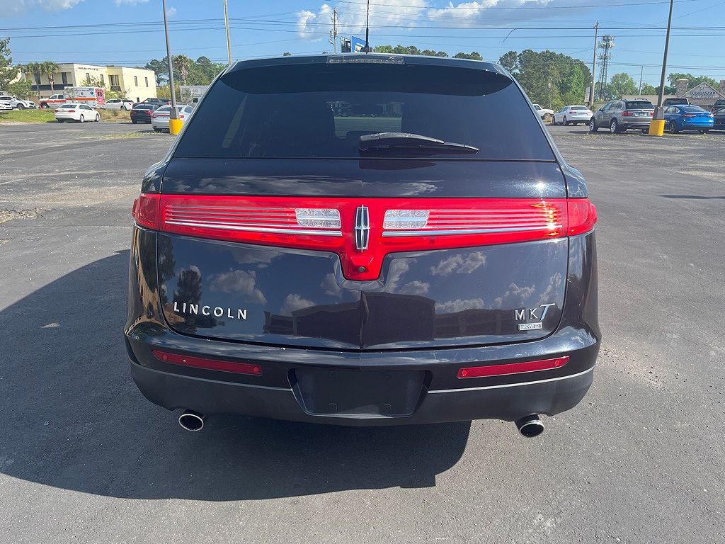 2017 Lincoln MKT null image 5