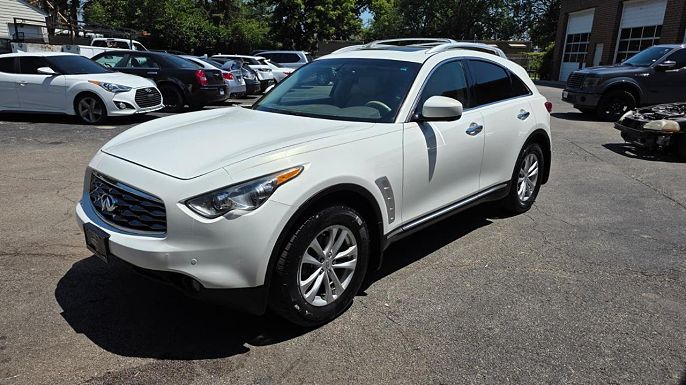 2011 Infiniti FX35