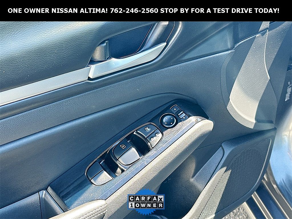 2023 Nissan Altima SV image 19