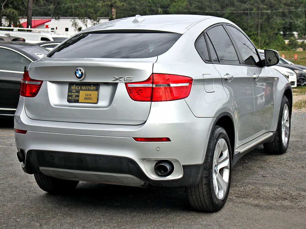 2011 BMW X6 xDrive35i image 4