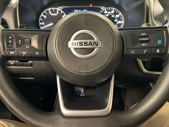 2021 Nissan Rogue SV photo 5