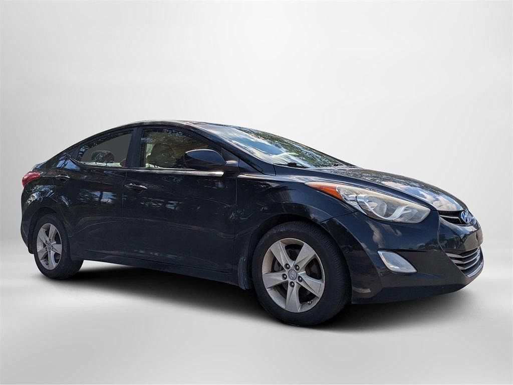 2012 Hyundai Elantra GLS image 0