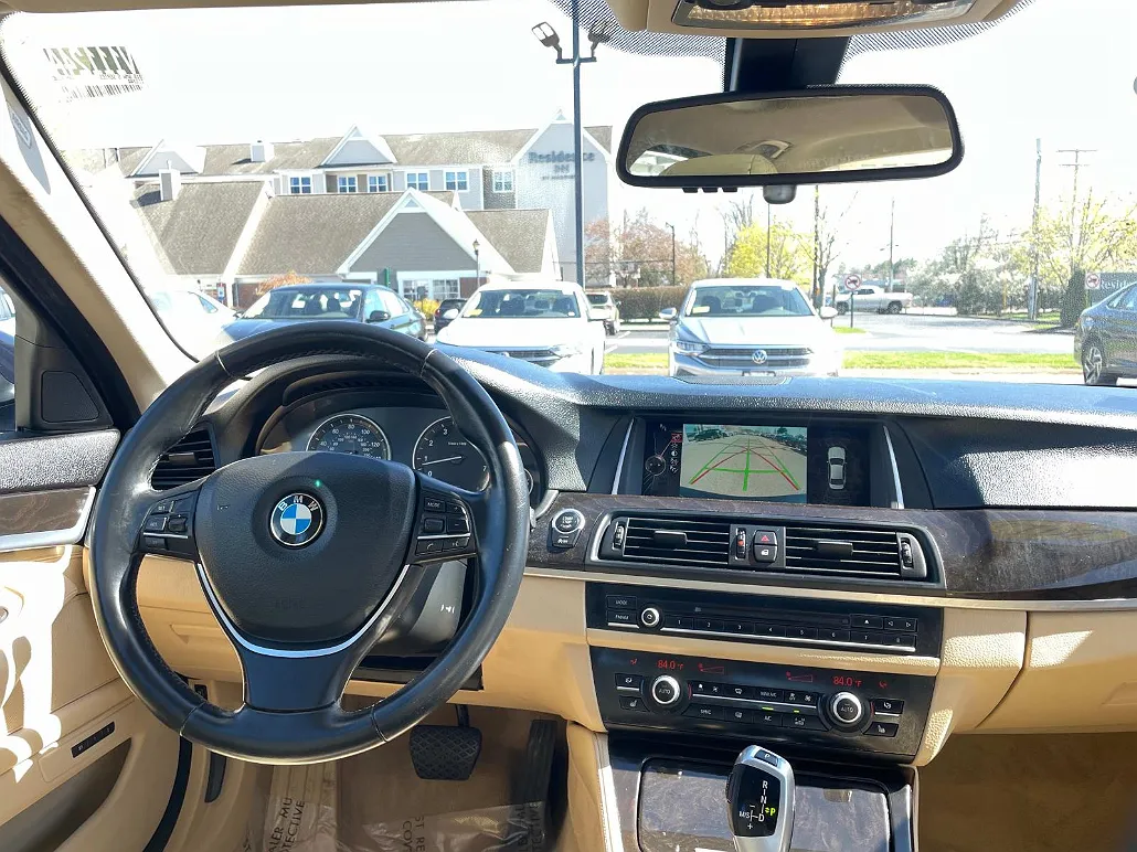 2015 BMW 5 Series 535i xDrive image 1