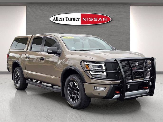 2022 Nissan Titan