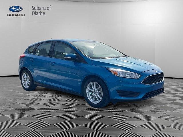 2017 Ford Focus SE image 0
