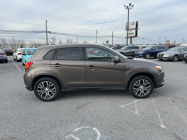 2016 Mitsubishi Outlander Sport null image 4