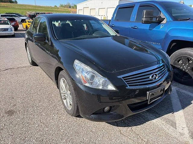 2013 Infiniti G37
