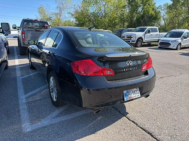 2013 Infiniti G37