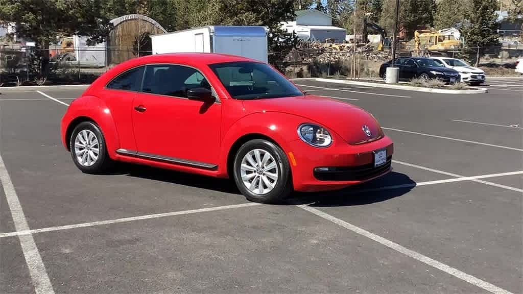 2014 Volkswagen Beetle Entry image 1