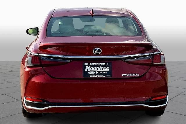 2022 Lexus ES