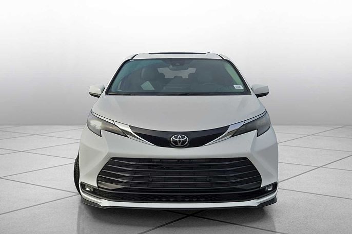 2026 Toyota Sienna