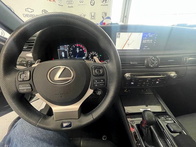 2016 Lexus GS F image 10