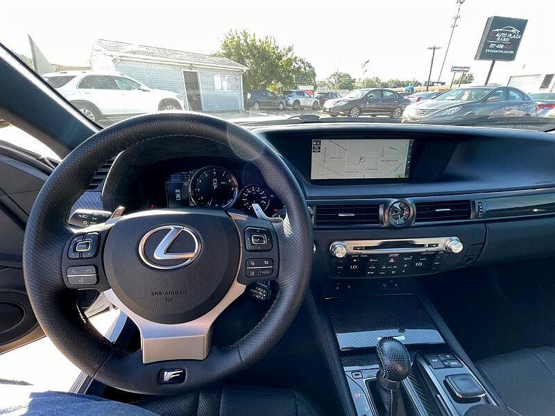 2016 Lexus GS F image 59