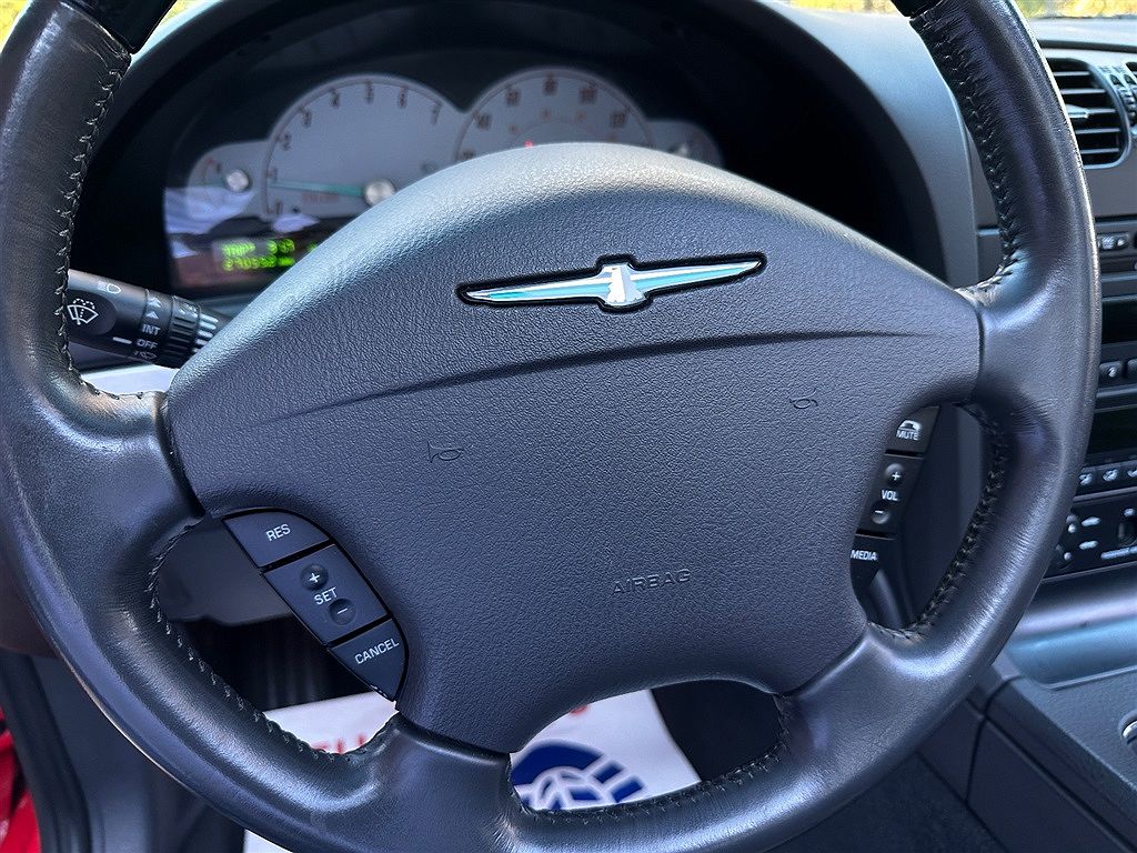 2002 Ford Thunderbird Premium image 44