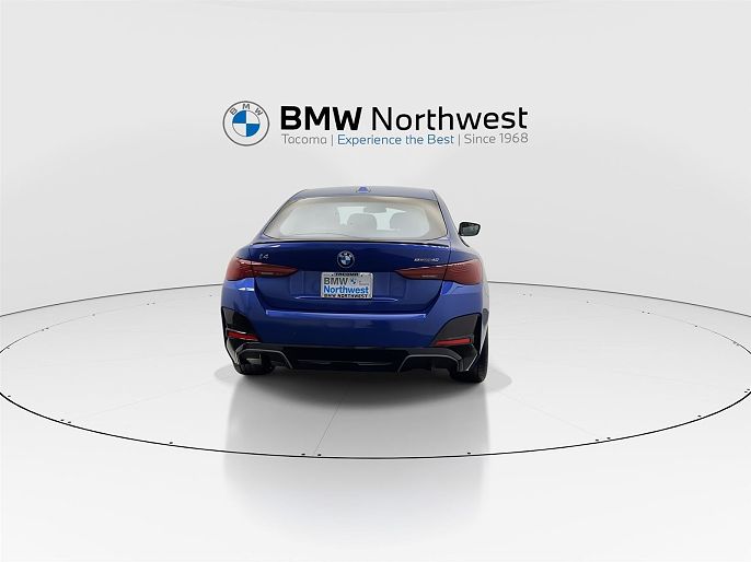 2025 BMW i4