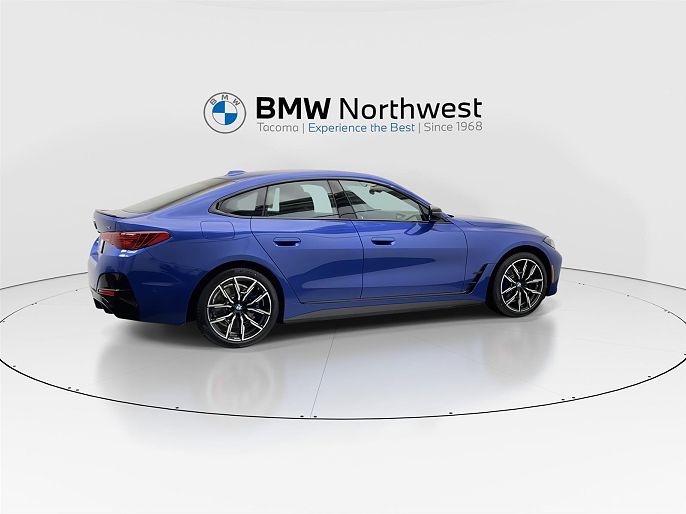 2025 BMW i4