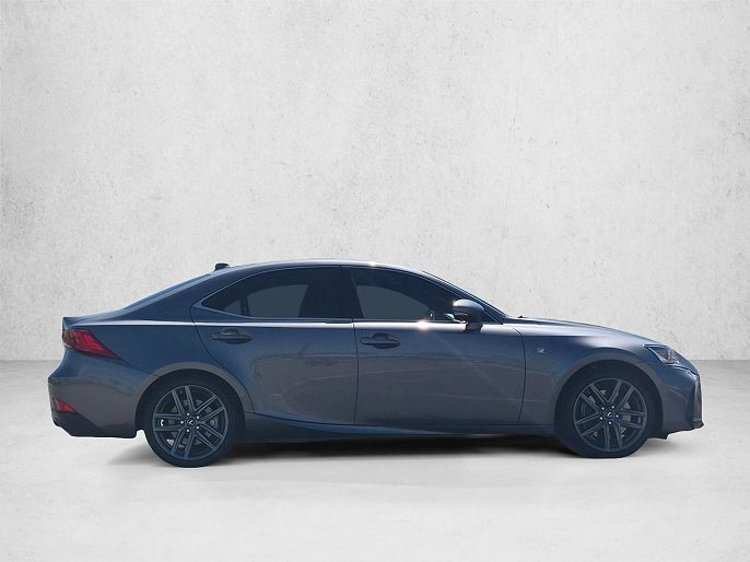 2018 Lexus IS