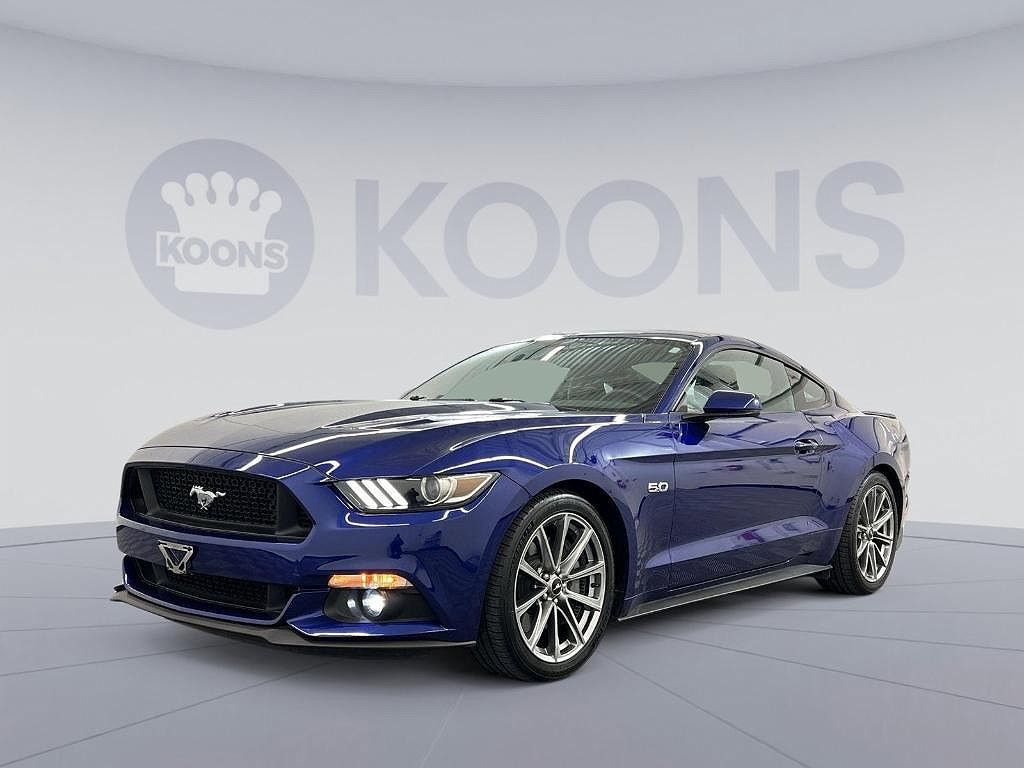 2015 Ford Mustang GT image 0