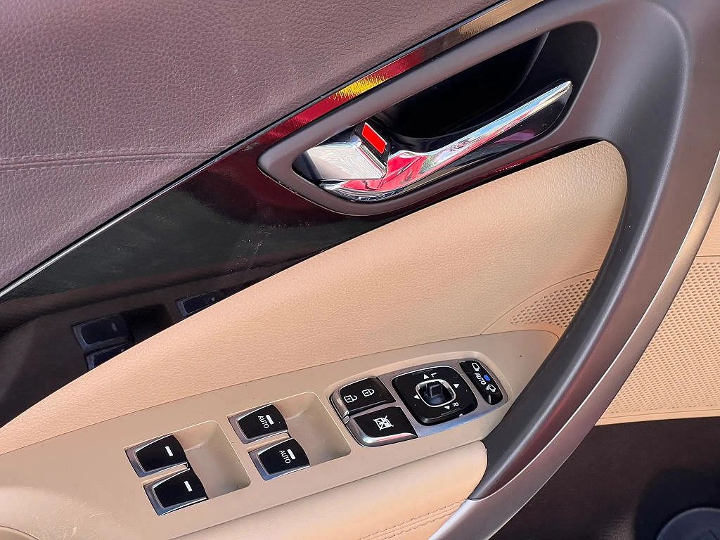 2015 Hyundai Azera