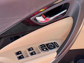 2015 Hyundai Azera