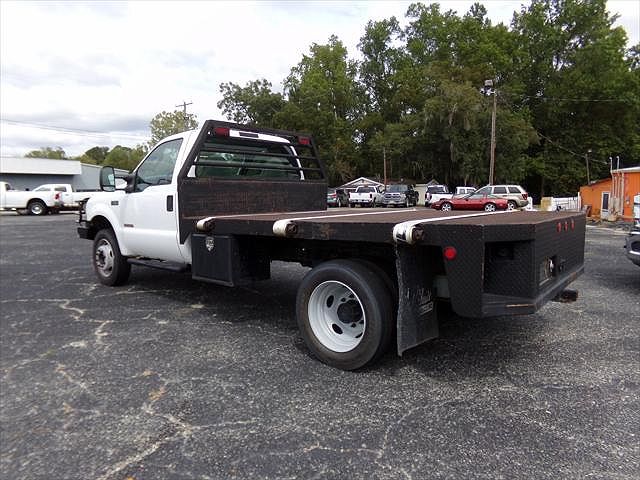 2003 Ford F-550 null image 1