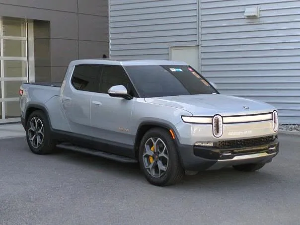 2022 Rivian R1T
