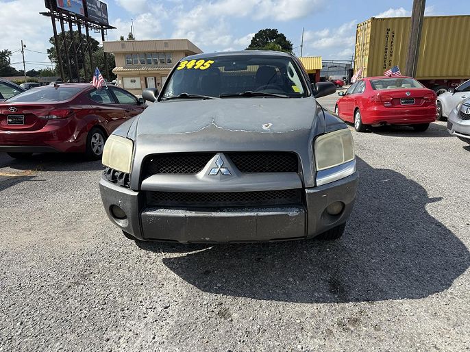 2007 Mitsubishi Raider
