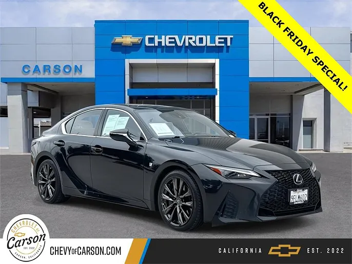 2023 Lexus IS