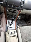 2005 Subaru Outback 2.5i image 18