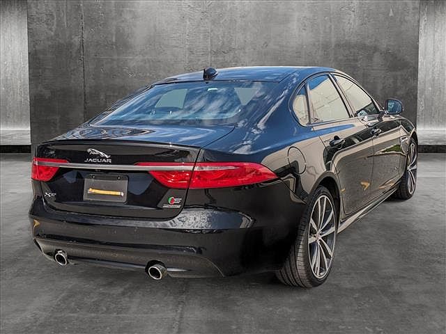 2020 Jaguar XF S image 4