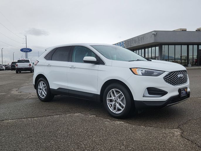 2023 Ford Edge