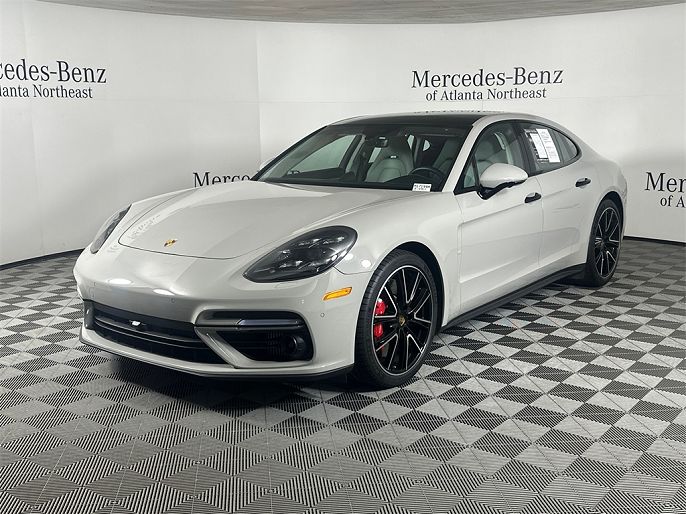 2020 Porsche Panamera