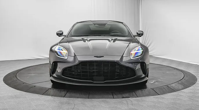 2025 Aston Martin V8 Vantage
