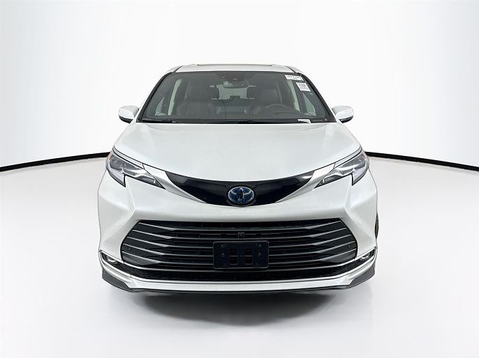 2023 Toyota Sienna