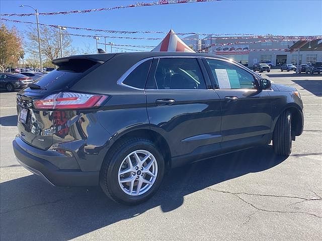 2021 Ford Edge