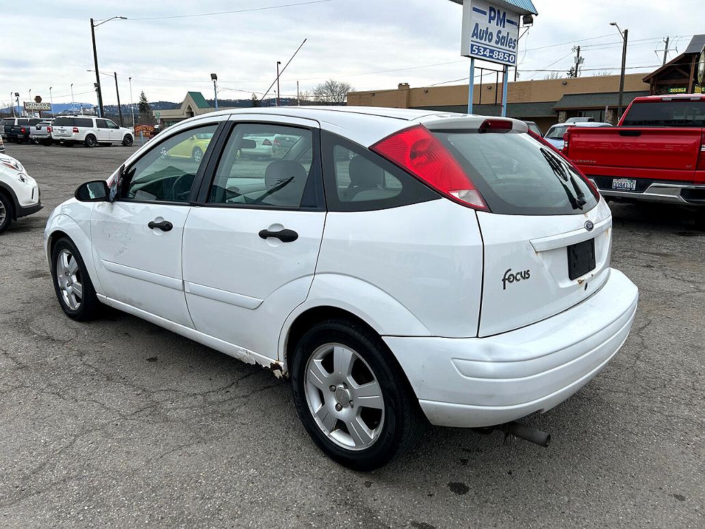 2003 Ford Focus null image 3